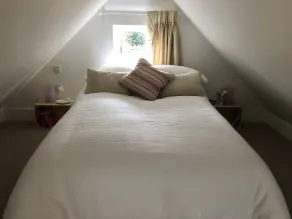 Perfect for walkers, Goodwood, National Trust, Short Stay - Image 4