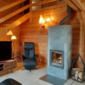 Gehobenes CHALET im Herzen des Naturparks Haut Jura: Entspannung garantiert - Image 2