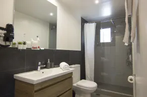 Grand Villa with Private Pool - Image 4