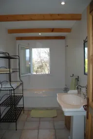 I PROVENCE, Vender mod LUBERON, EN Liten CORNER OF PARADISE, PRIVAT VILLA FOR 6 Pers - Image 4