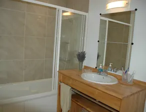 Fremragende villa til 4 med afsondret terrasse, privat pool og storslået udsigt. - Image 2