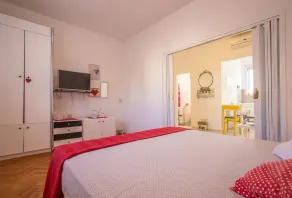 Apartments by the sea Komiza, Vis - 11671 - Image 3