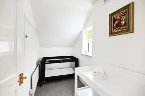 Victorian Townhouse in Central Broadstairs with Parking & Sea views - Sleeps 11 - Image 2
