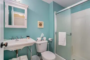 The Hampton: 2BR Beachy Townhome Sleeps 8 | Pool, Hot Tub, Free Golf, Near Lake Michigan - Image 3