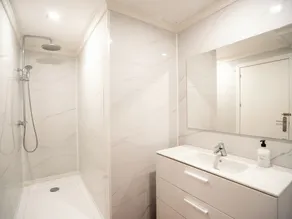Just Hostel Capsules Alicante - FREE Towels & Luggage Storage - Near Railway - Image 4