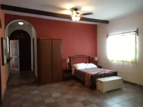 Room #6 Master with one king size bed, one double bed & one double bunk bed - Image 4