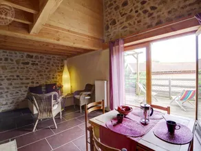 Écogîte confortable avec terrasse privative en pleine campagne - Image 5