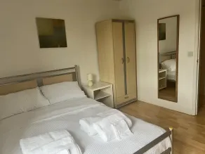 Nantwich - Sleeps 4 - Parking - Town 10mins Walk - Image 5