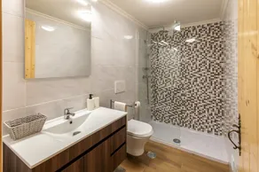 Charming \"Villa Rodrigues\" with Air Conditioning, Wi-Fi, Pool & Garden - Image 5
