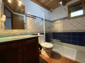 Semi-detached house at 4 Côte Ragel - Image 3