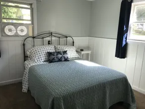 Vacker utsikt @ 4-säsong Lake House, 4 sovrum, 2 BA, 100 \"av privat sandstrand - Image 5