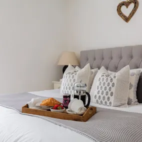 Sunday Times \"UK Best Coastal Holiday Cottages\" 10 Secs Walk from Sandy Beaches - Image 3