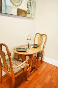 Deck & Private Entrance near UpTown & SouthPark - Image 4