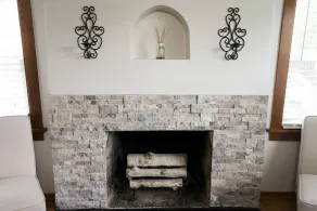 Charming Franklin Park Home - Image 2