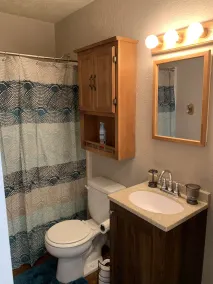 Cheerful 2-bedroom Quite Cottage near Hospitals! - Image 4