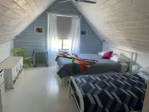 Golden Beachhouse - 5 mins from 90mile beach and shops - Image 5