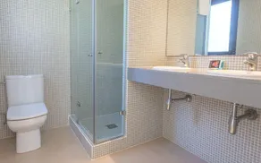 Fantastic villa with private swimming pool located in the urbanization of Aigua Gelida in - Image 3