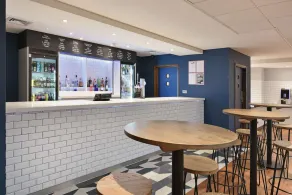 Travelodge London Bethnel Green - Image 2
