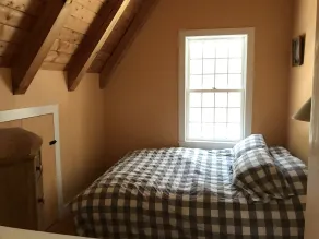 Hyggeligt sommerhus gemt væk i skoven - Image 4