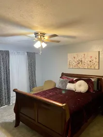 Entire Town Home - Image 3