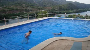 Lyxig lantgård med pool och privat fiske vid floden Ebro - Image 3