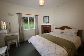 Lodge Cottage - stunning garden, woodland walks near Norwich City & the Broads - Image 5