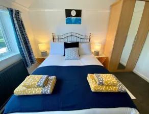 A beautiful refurbished Cornish Cottage with BBQ & Patio - Image 4
