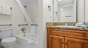 Beach Mode: ON — Garden-Level 1BR Just Steps to the Surf - Image 4