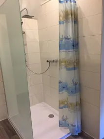 OVERGROOT, Hooksiel, no \"Porto Velho\", central, moderno - Image 3