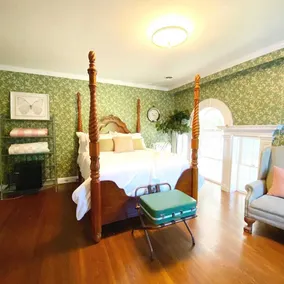 Picture room at The Vintage Oak Estate and venue - Image 3