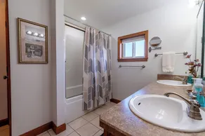 Family owned and operated spacious Farm House with a modern decorative flair. - Image 3