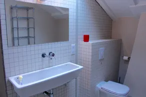 Casa da família renovada **** design de luxo 5 quartos / 3 banheiros 10 pessoas no parque 2 ha - Image 4