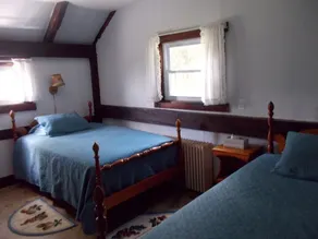 Classic Catskills Estate på privat Mountain, med Tilgængelig Guest House - Image 5