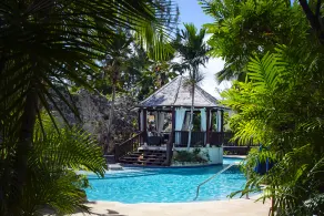 Stunning West Coast Villa minutes from Mullins Beach - Image 5