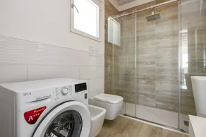 Appartamento per vacanze \"Luxury 2\" con terrazza e vista lago - Image 4