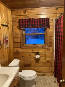 2 bedroom cabin located at its own location - Image 3