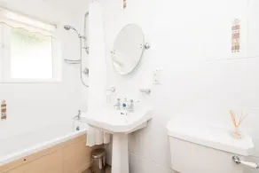 Grande maison familiale avec belle vue mer. - Image 3