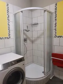 Ny lejlighed, 2 soveværelser, stor opholdsstue, kæledyr er velkomne - Image 3