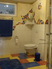 ° charmoso apartamento com terraço e jardim renovado, com sep. Quarto de 60 m² - Image 2