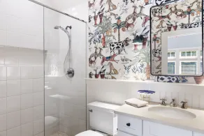 East Hampton: Chic 4 bed, Water Views, Walk to Beach, 5 min drive to Amagansett - Image 3