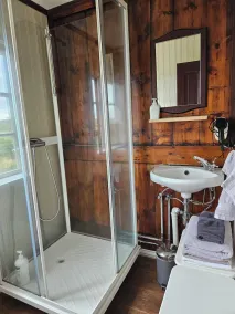 Lambalaekur Guesthouse - Image 2