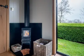 Quaint shepherd's hut with beautiful views of the Cotswold countryside - The Sheiling - Image 2