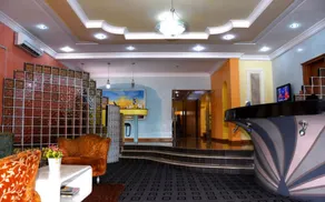 LaMaison Hotel - Image 2