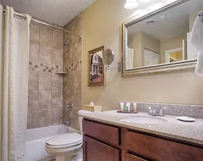 Wyndham Kingsgate | Four 2BR Suites Sleeps 24! - Image 3