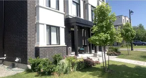 Luxury NEW in-law Suite with separate entrance (Sleeps 3) - Image 5