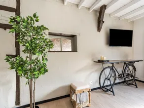 Spacious Family Holiday Home - Image 2