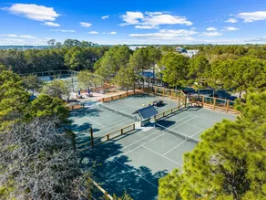 Beautiful Home Close To The Sandhill Pool In Watercolor 5br/4.5bth 4 Bedroom Home by RedAwning - Image 2