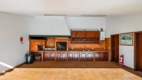 Villa Maricola - Six Bedroom Villa, Sleeps 12 - Image 3