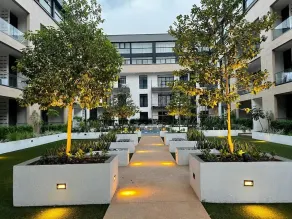 Deluxe 1 Bedroom Apartment - Embassy Gardens - Image 3