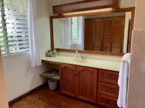 Beautiful Plumbago Villa - walk to everything! - Image 4